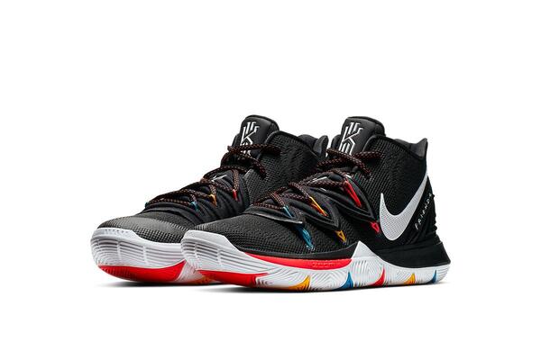 Kyrie 5 clearance friends cheap